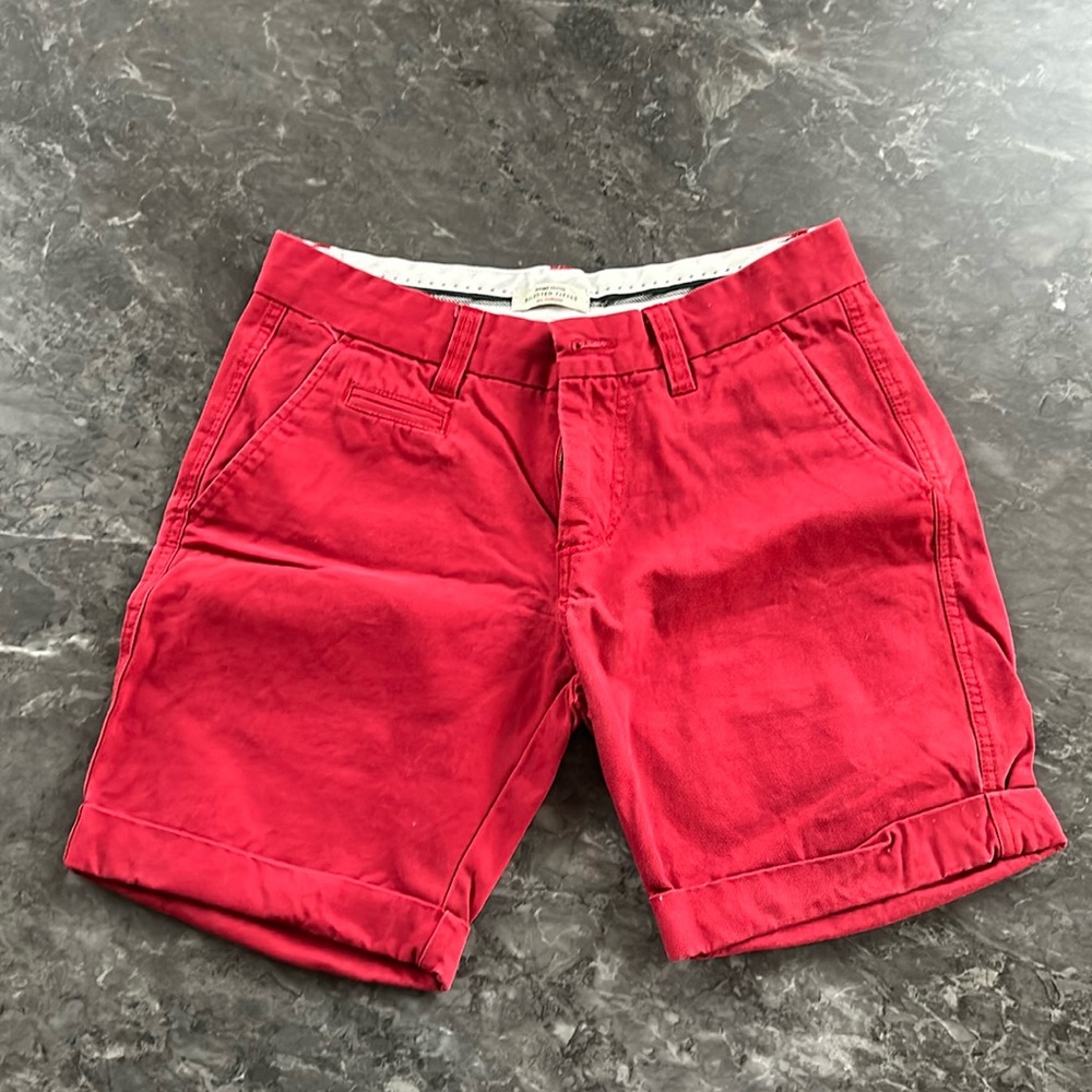 Red Swedish shorts